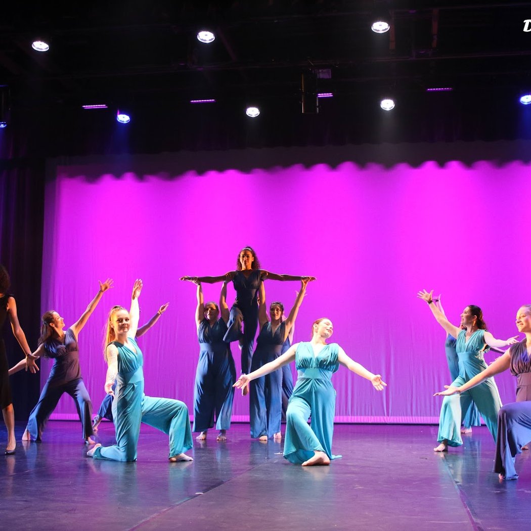 Of Studies Center Choreographic Du Mantois - Cecm 3